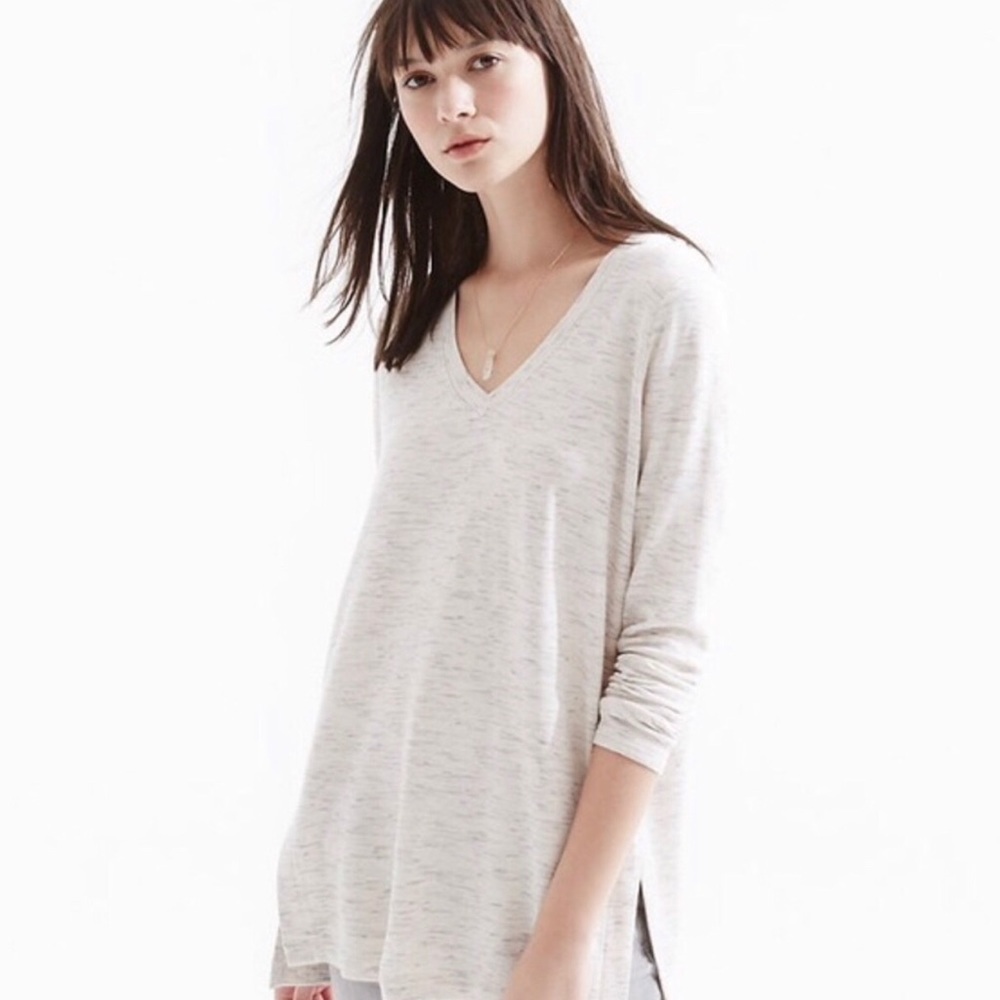 *last chance!!* Lou & Grey Signature Soft V Neck Tunic